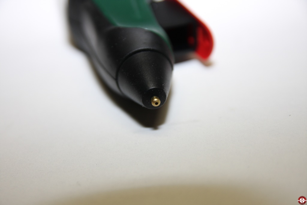 Test du stylo à colle Gluepen de Bosch