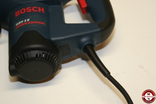 Bosch Professional marteau-piqueur GSH 3 E (avec burin « carrelages »,  burin pointu, poignée supplémentaire, dans un coffret)