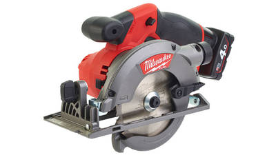 Test et avis Scie circulaire sans fil Milwaukee M12 CCS44-402C