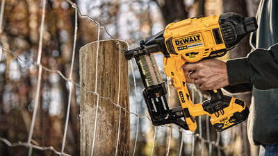 Nouvelle agrafeuse pour clôture sur batterie XR 18V DCFS950P2-QW DEWALT