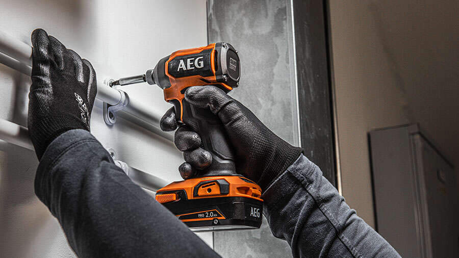 AEG PRO 18V, une seule batterie pour tous vos outils