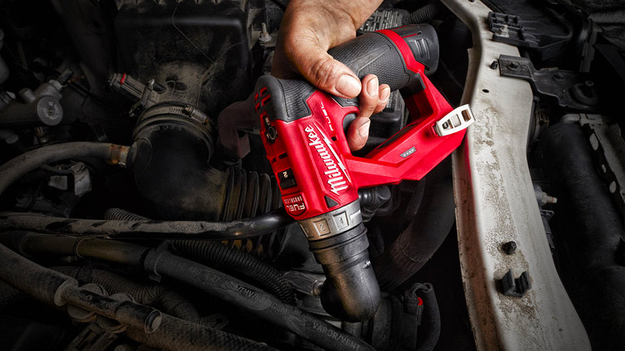 Test, avis et prix : Perceuse-visseuse sans fil à mandrin amovible  Milwaukee M12 BDDX-202C